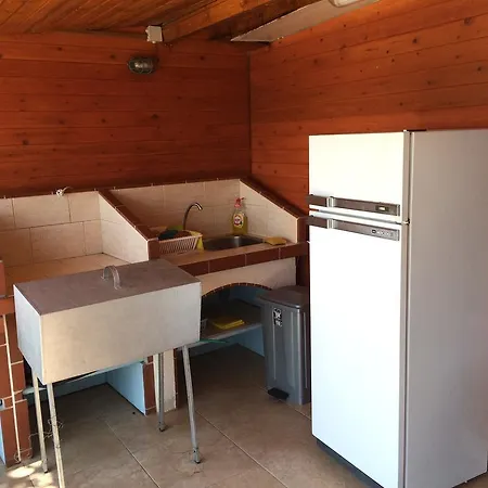 Sarakina Wooden House Campsite